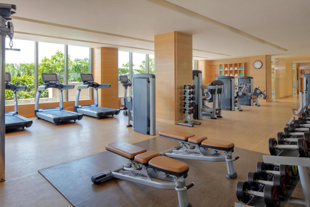 Hyatt Regency Chandīgarh Esterno foto The gym at the Westin Hyderabad
