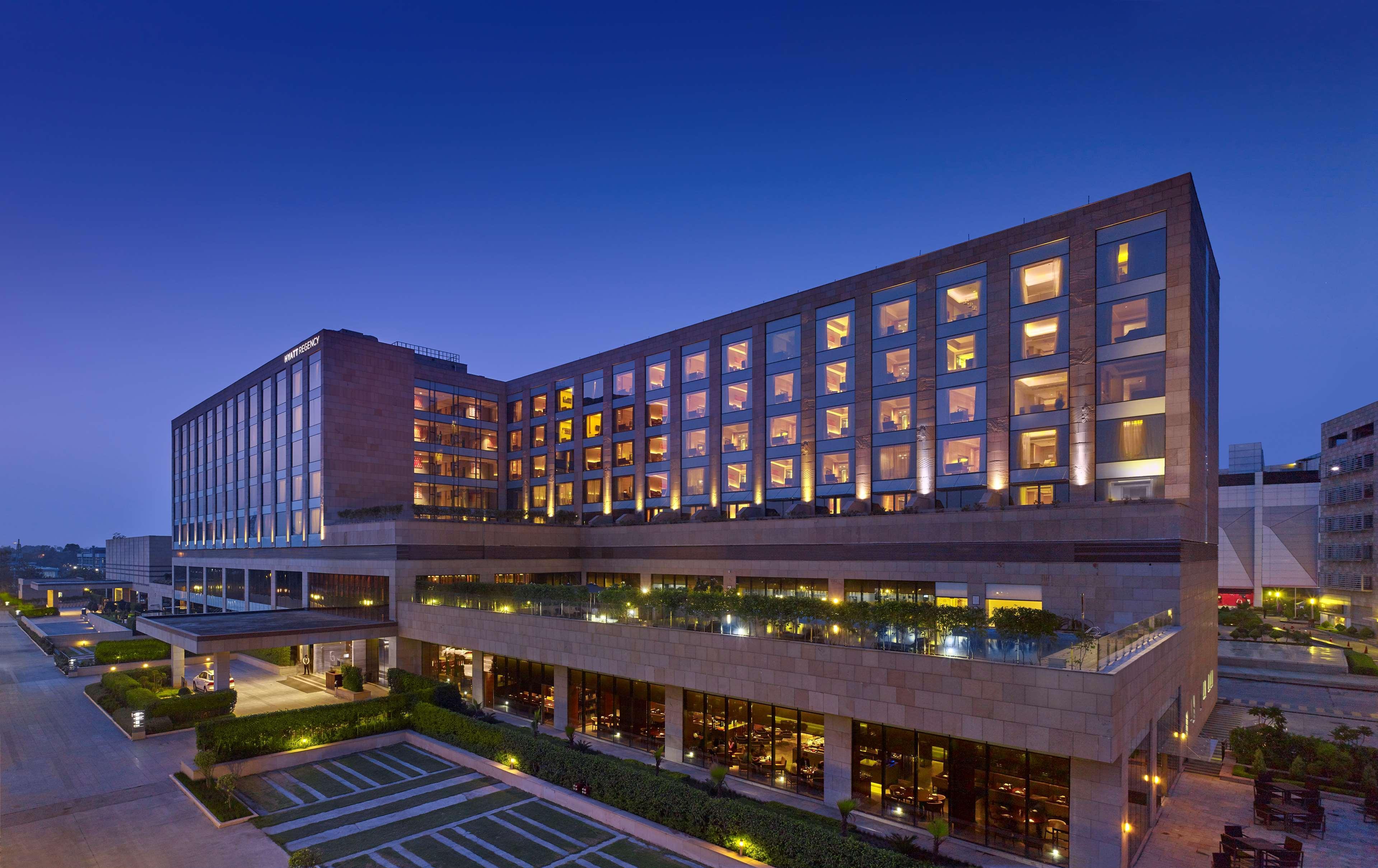 Hyatt Regency Chandīgarh Esterno foto The Westin Nanjing